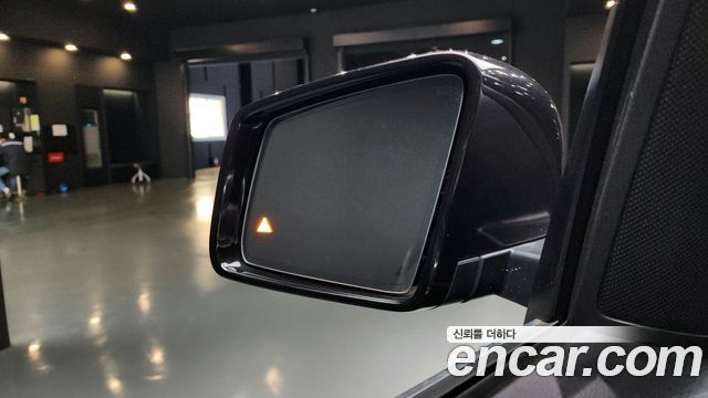 Mercedes-Benz GLE-Class 2016 — photo 17