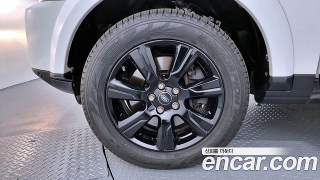 Land Rover Discovery 2016 — photo 5