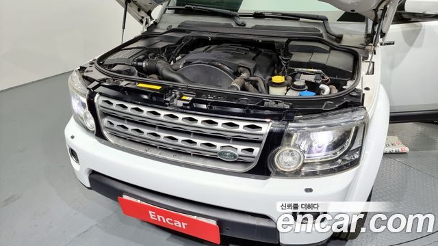Land Rover Discovery 2016 — photo 6
