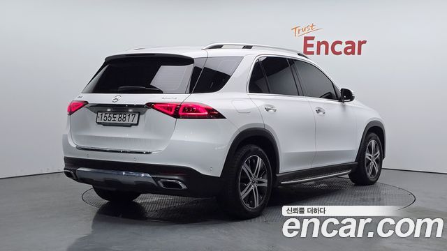 Mercedes-Benz GLE-Class 2019 — photo 2