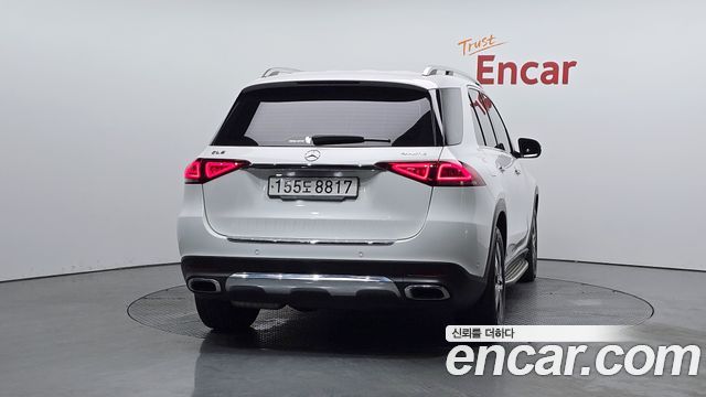 Mercedes-Benz GLE-Class 2019 — photo 4