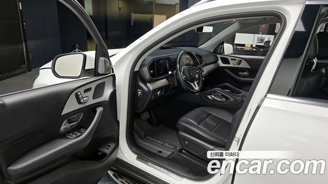 Mercedes-Benz GLE-Class 2019 — photo 11