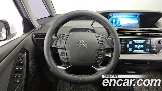 Citroën / DS C4 Picasso 2017 — photo 13