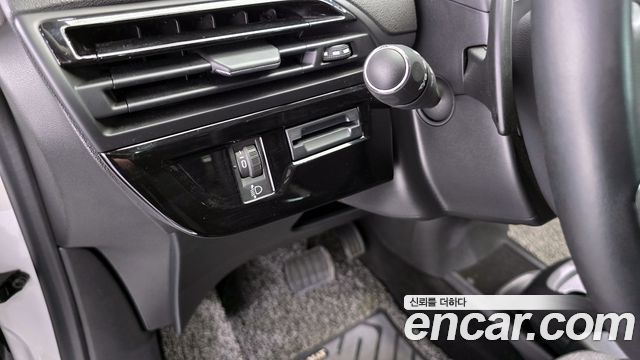 Citroën / DS C4 Picasso 2017 — photo 14