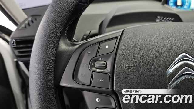 Citroën / DS C4 Picasso 2017 — photo 18