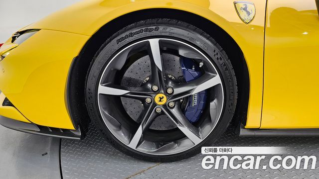 Ferrari SF90 2023 — photo 5