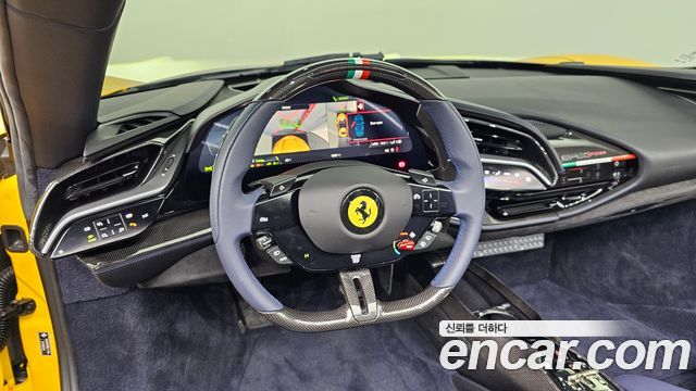 Ferrari SF90 2023 — photo 13