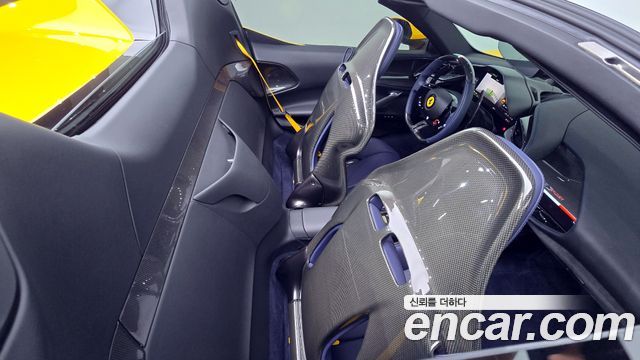 Ferrari SF90 2023 — photo 19