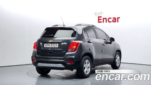 Chevrolet Korea Trax 2018 — photo 2
