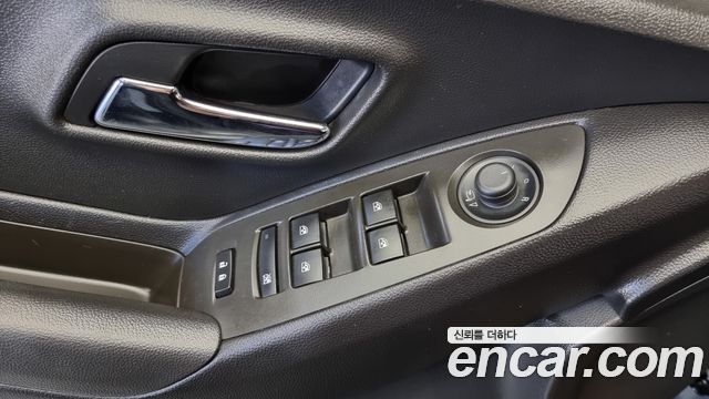 Chevrolet Korea Trax 2018 — photo 16