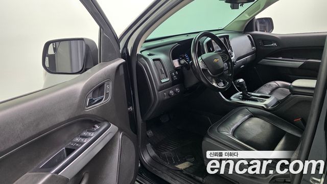 Chevrolet Korea Colorado 2021 — photo 11