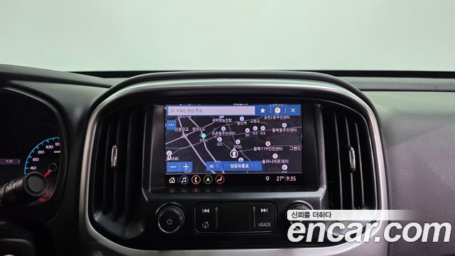 Chevrolet Korea Colorado 2021 — photo 16