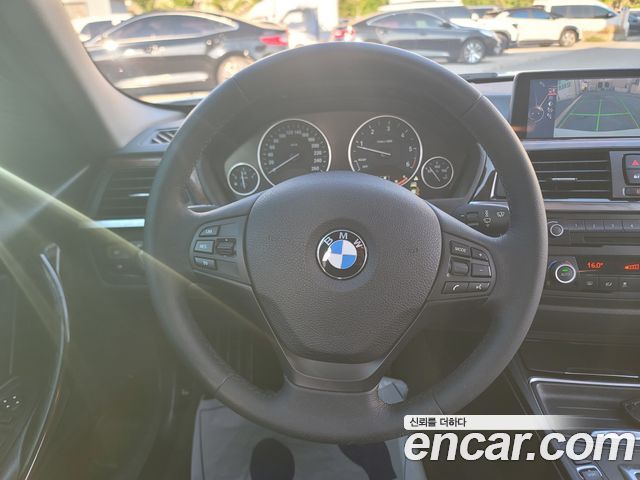 BMW 3-Series 2015 — photo 13