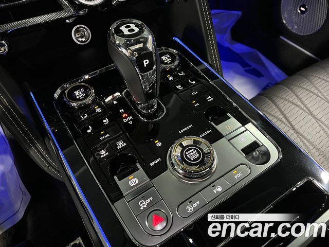 Bentley Flying Spur 2020 — photo 6