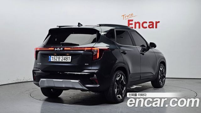 Kia Seltos 2023 — photo 2