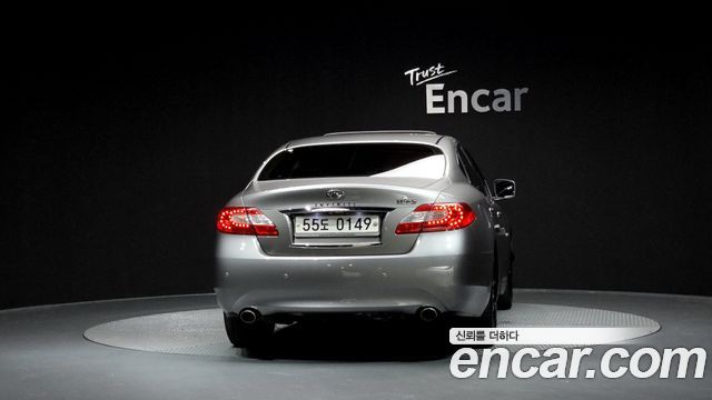 Infiniti M 2011 — photo 4