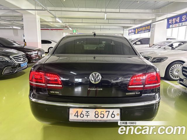 Volkswagen Phaeton 2013 — photo 4
