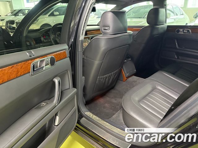 Volkswagen Phaeton 2013 — photo 11