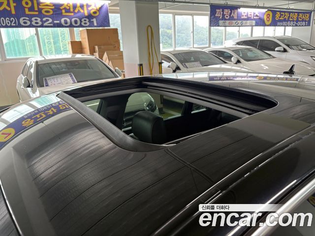 Volkswagen Phaeton 2013 — photo 19