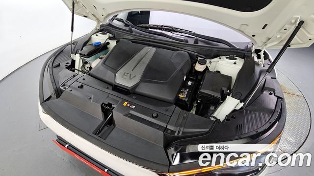 Kia EV6 2022 — photo 6