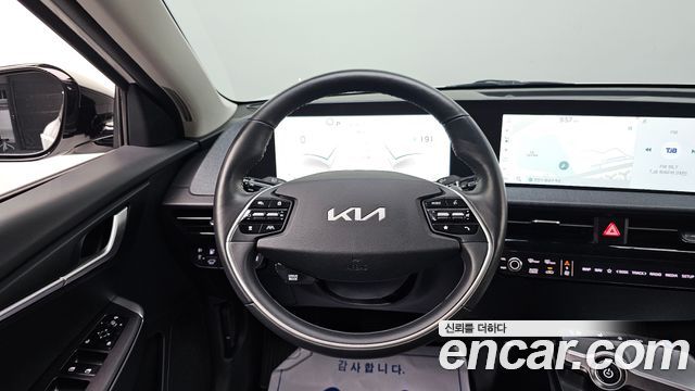 Kia EV6 2022 — photo 15
