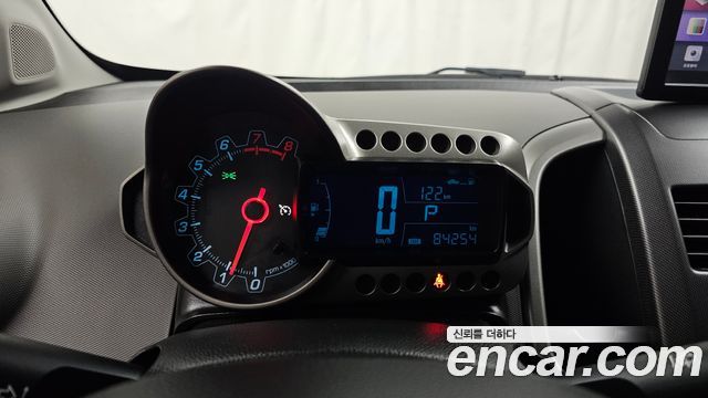 Chevrolet Korea Aveo 2015 — photo 8