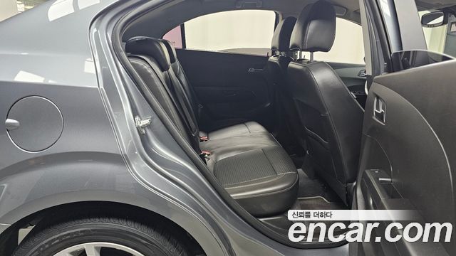 Chevrolet Korea Aveo 2015 — photo 12