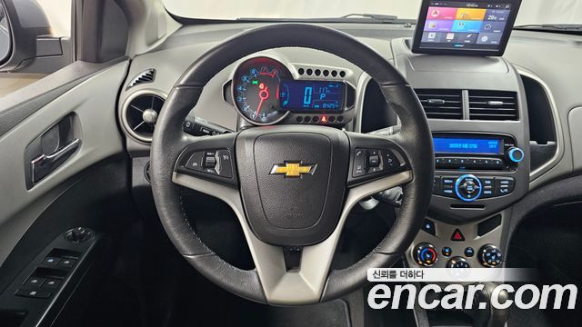 Chevrolet Korea Aveo 2015 — photo 13