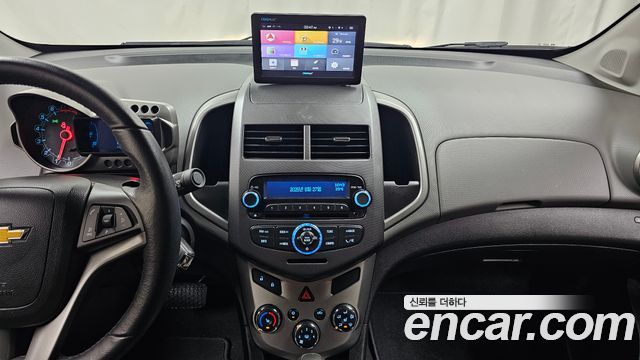 Chevrolet Korea Aveo 2015 — photo 16