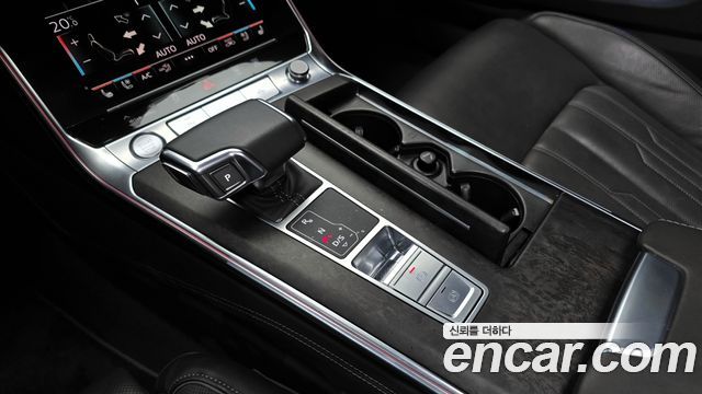 Audi A7 2020 — photo 9