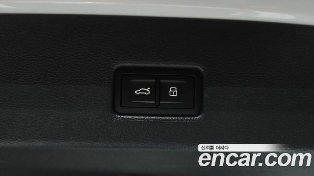 Audi A7 2020 — photo 20