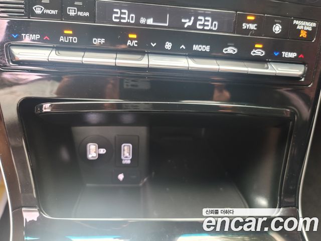 Kia K7 2020 — photo 18