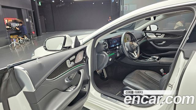 Mercedes-Benz CLS-Class 2019 — photo 11