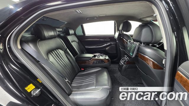 Genesis EQ900 2016 — photo 19