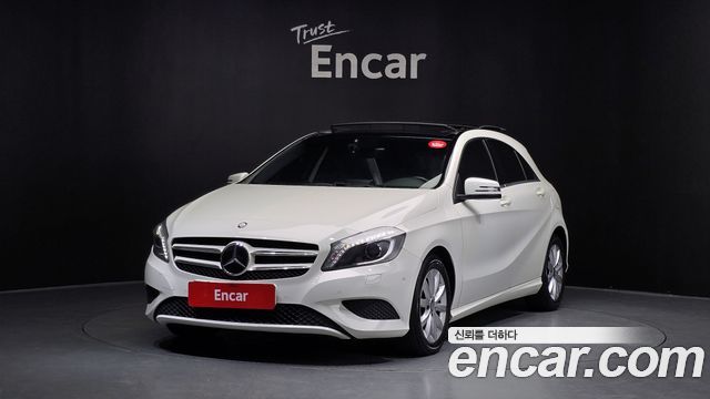 Mercedes-Benz A-Class 2015 — photo 1