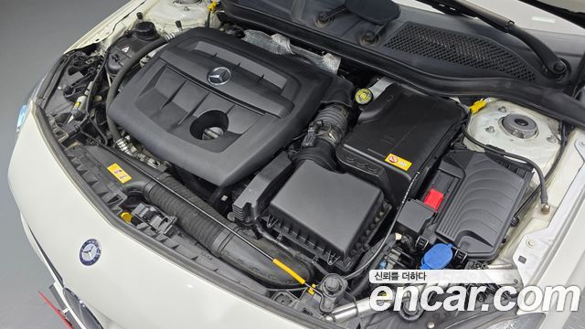 Mercedes-Benz A-Class 2015 — photo 6