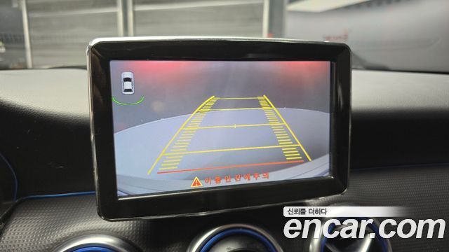 Mercedes-Benz A-Class 2015 — photo 16