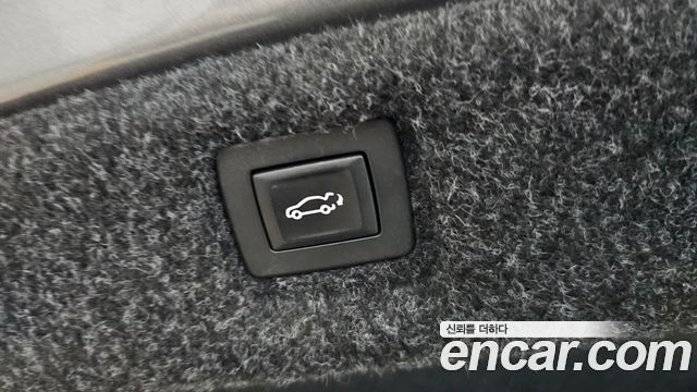 Cadillac CT6 2018 — photo 17