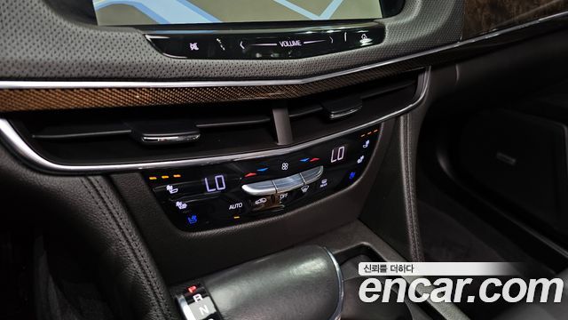 Cadillac CT6 2018 — photo 20