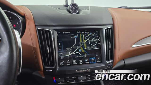 Maserati Levante 2017 — photo 14