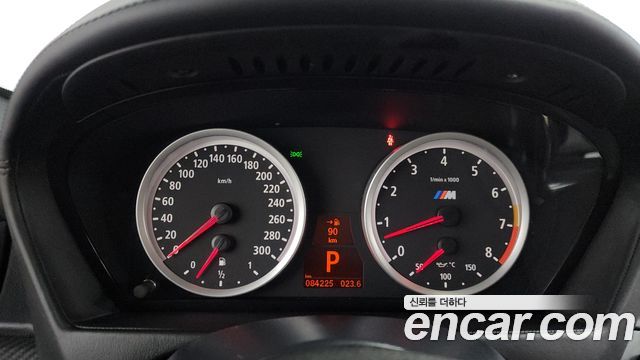 BMW X6M 2010 — photo 8