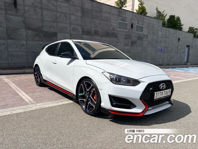 Hyundai Veloster 2021 — photo 2