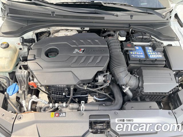 Hyundai Veloster 2021 — photo 17