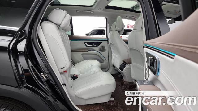 Mercedes-Benz EQS 2023 — photo 12