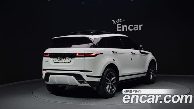 Land Rover Range Rover Evoque 2024 — photo 2