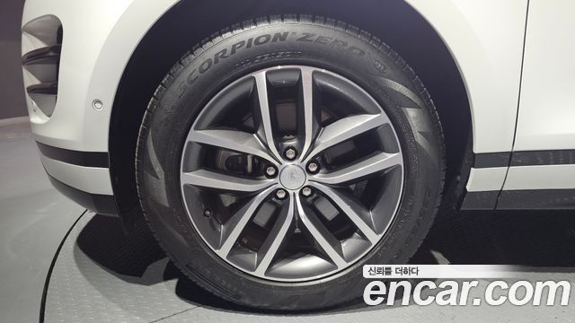 Land Rover Range Rover Evoque 2024 — photo 5