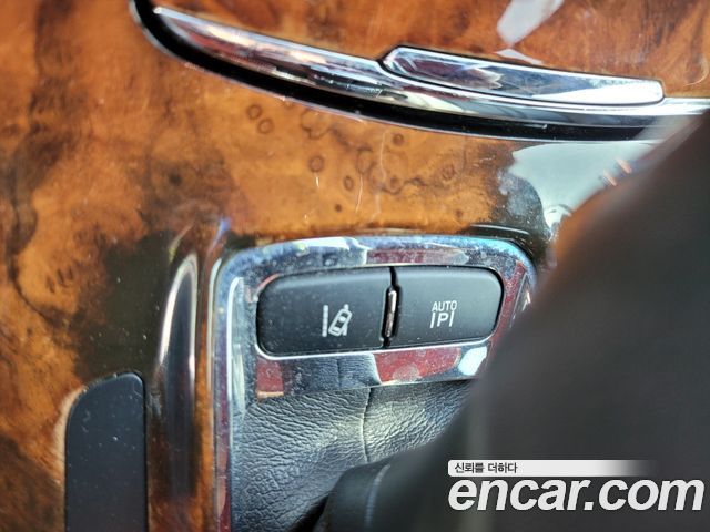 Lincoln MKS 2013 — photo 14