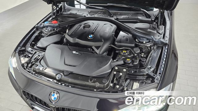 BMW 3-Series 2018 — photo 6