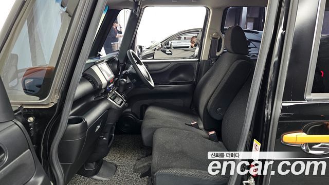Honda N-BOX 2015 — photo 11