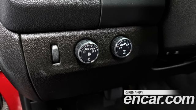 Chevrolet Korea Colorado 2020 — photo 18